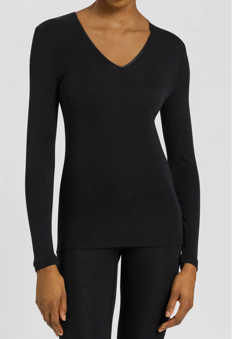 Hanro Woolen Silk Long Sleeve Top in Black