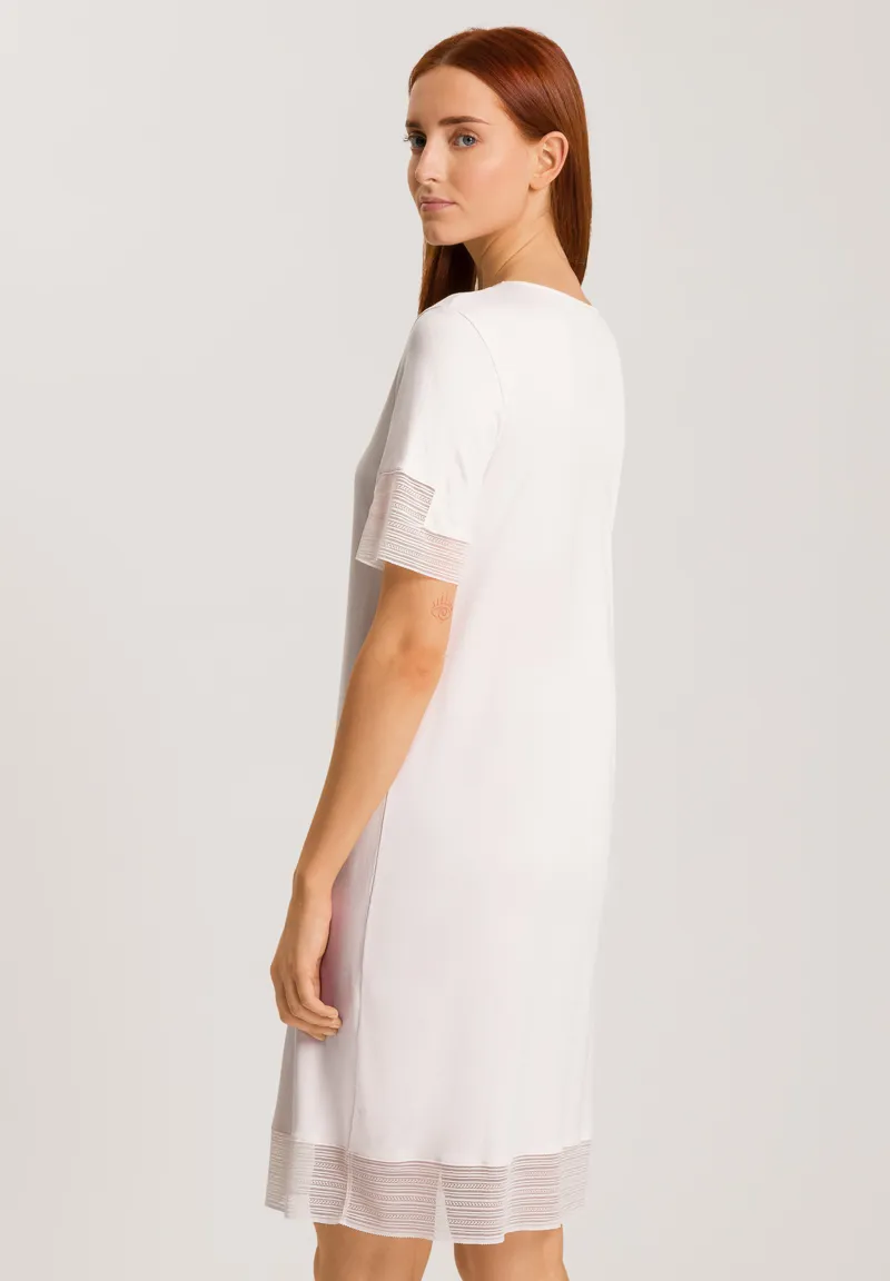 Hanro Sophie Nightdress in Rose Cream-3