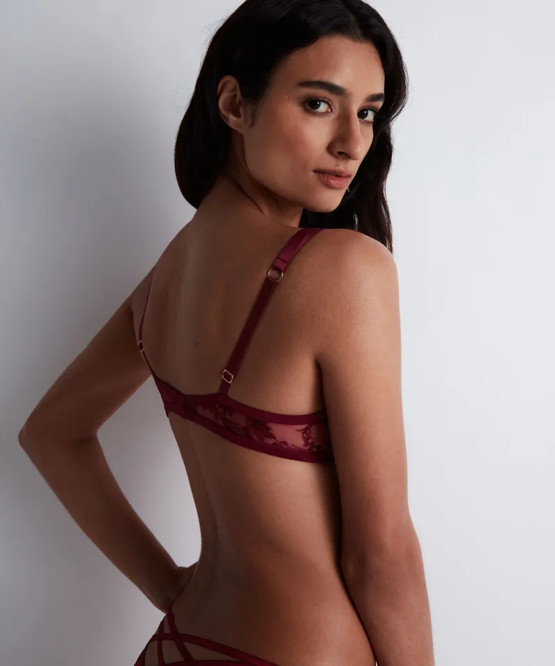 Aubade Magnetic Spell Padded Plunge Bra in Crimson-3