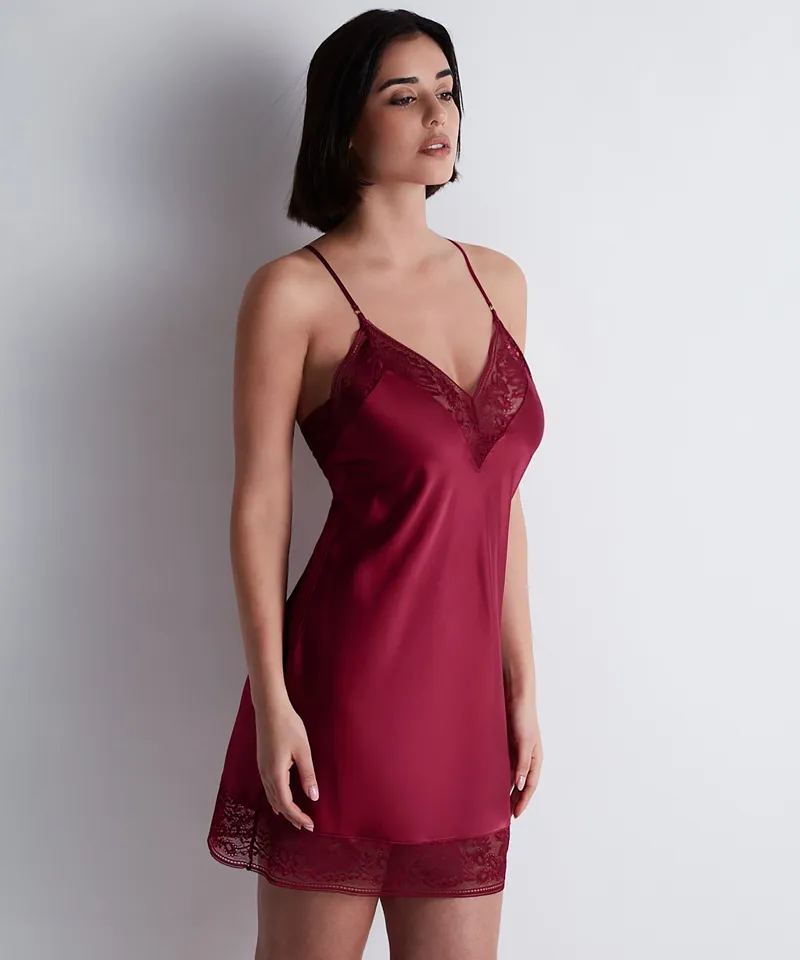 Aubade Midnight Whisper Silk NIghtdress in Crimson-1